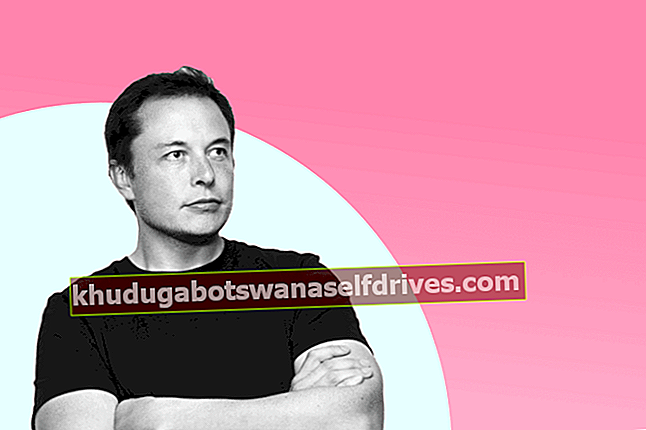 3 Produktívne tajomstvá Elona Muska a jedným z nich je aj kúpanie